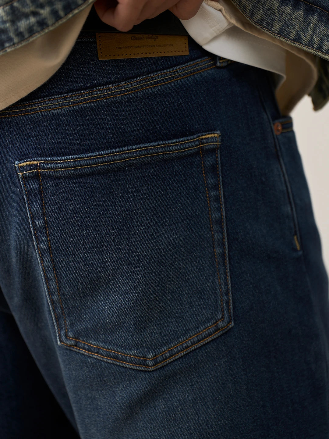 Micro-Fleece Elastic Jeans